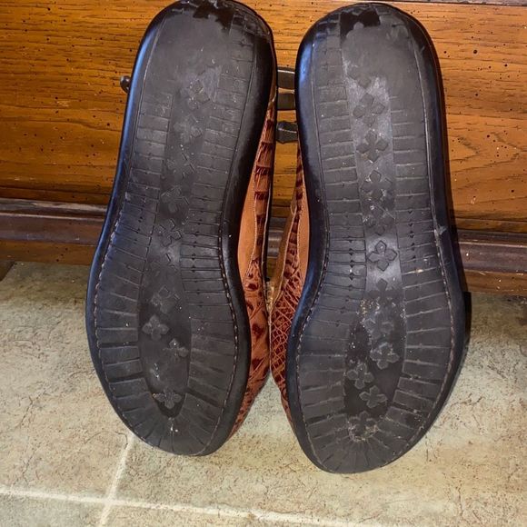 Martin Dingman Mens Brown Leather Alligator Grain Horse bit buckle Driver Loafer - Picture 7 of 10